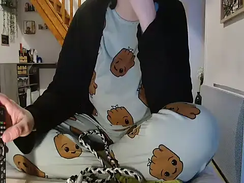 Snapshot of Lauzo21 chatting on January 8, 2026, 7:03 am Lauzo21 online show from January 8, 2026, 7:03 am