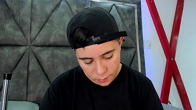 AbbySmiitth  online show from March 4, 2026, 11:12 pm