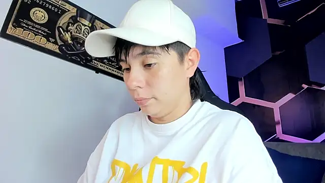 AbbySmiitth  online show from November 29, 2025, 7:25 pm