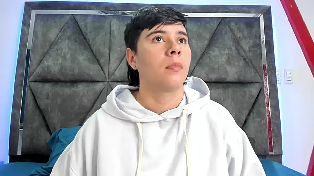 AbbySmiitth  online show from March 31, 2026, 10:45 pm