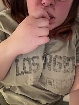 yourcutesarah online show from March 27, 2026, 10:22 pm