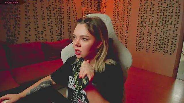 whoa-hoa-hoa-hoa-hoa online show from March 29, 2026, 3:24 pm