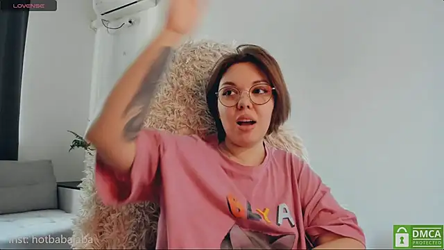 Snapshot of whoa-hoa-hoa-hoa-hoa chatting on February 25, 2025, 10:15 am whoa-hoa-hoa-hoa-hoa online show from February 25, 2025, 10:15 am