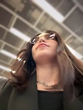 meow girl online show from October 9, 2025, 10:49 am