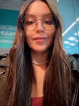 meow girl online show from March 5, 2026, 1:08 pm