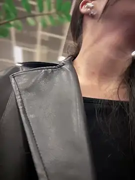 meow girl online show from March 2, 2025, 3:08 pm