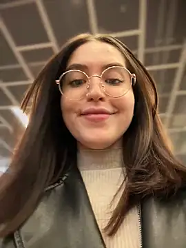 meow girl online show from October 18, 2025, 11:01 am