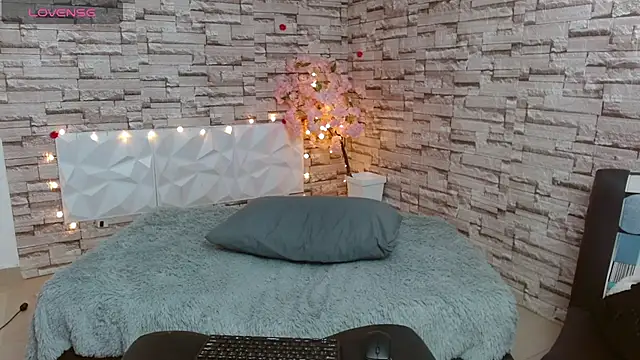 Vanse lust online show from March 13, 2025, 1:10 am