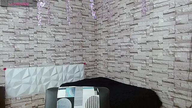 Vanse lust online show from September 26, 2025, 7:43 pm