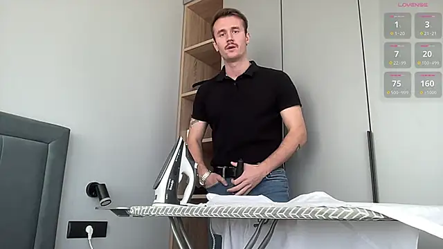 Snapshot of cute_mark chatting on September 28, 2025, 11:17 am cute mark online show from September 28, 2025, 11:17 am