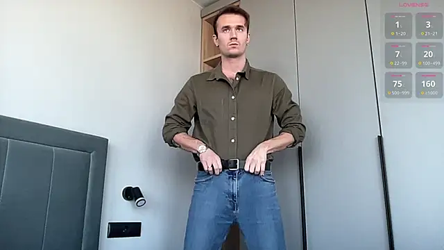 Snapshot of cute_mark chatting on October 8, 2025, 8:16 am cute mark online show from October 8, 2025, 8:16 am