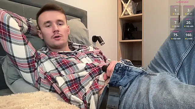 Snapshot of cute_mark chatting on November 30, 2025, 12:17 pm cute mark online show from November 30, 2025, 12:17 pm