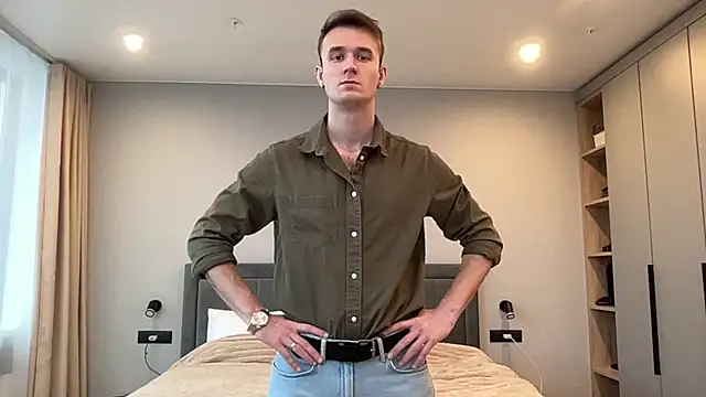 Snapshot of cute_mark chatting on November 8, 2025, 12:09 pm cute mark online show from November 8, 2025, 12:09 pm