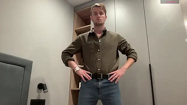 Snapshot of cute_mark chatting on September 13, 2025, 6:30 pm cute mark online show from September 13, 2025, 6:30 pm