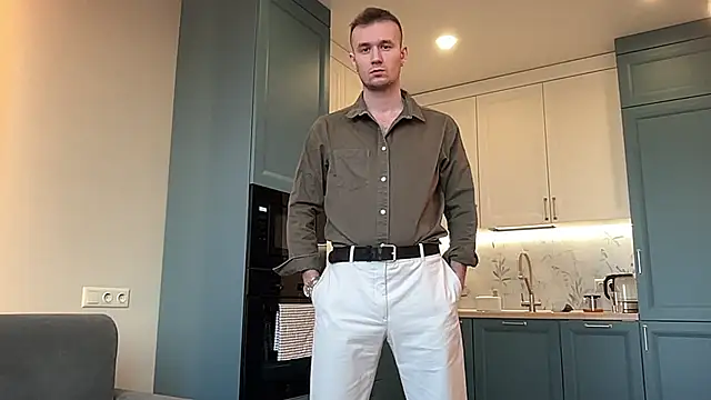 cute mark online show from March 26, 2026, 6:33 am