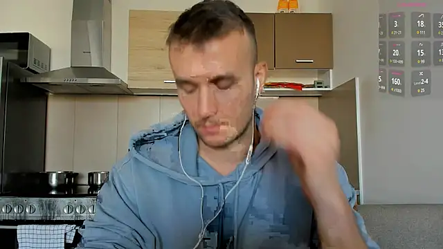 Snapshot of cute_mark chatting on March 20, 2025, 8:31 am cute mark online show from March 20, 2025, 8:31 am