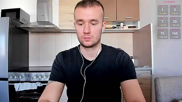 Snapshot of cute_mark chatting on February 7, 2025, 10:50 am cute mark online show from February 7, 2025, 10:50 am