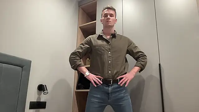 Snapshot of cute_mark chatting on October 26, 2025, 5:57 pm cute mark online show from October 26, 2025, 5:57 pm