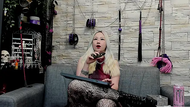 CruelMistress online show from May 20, 2026, 1:02 am