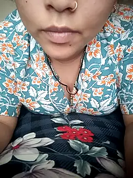 rituu07 online show from October 28, 2025, 9:19 am