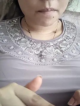 rituu07 online show from October 30, 2025, 7:17 am