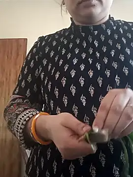 rituu07 online show from January 22, 2025, 10:07 am