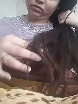 rituu07 online show from February 18, 2025, 4:04 am