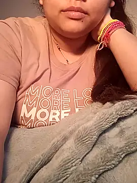 rituu07 online show from January 7, 2025, 11:16 am