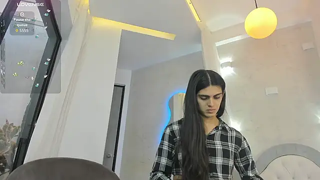 Venusflame   online show from September 12, 2025, 12:27 pm