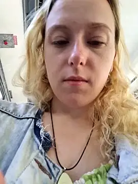 Snapshot of Public_Katrisha chatting on October 2, 2025, 12:19 pm Public Katrisha online show from October 2, 2025, 12:19 pm