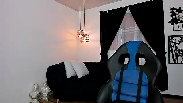 Snapshot of myeimmy_33 chatting on November 17, 2025, 10:14 pm myeimmy 33 online show from November 17, 2025, 10:14 pm