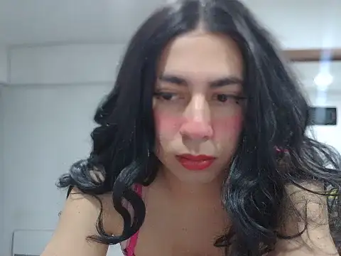 Snapshot of Yasmin_Paez99 chatting on July 10, 2026, 2:33 am Yasmin Paez99 online show from July 10, 2026, 2:33 am