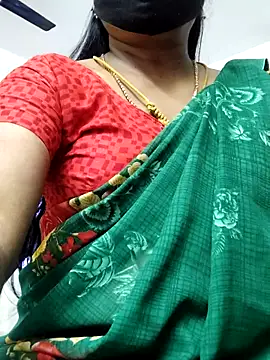 Snapshot of Tamilrojanew chatting on April 28, 2026, 9:24 am Tamilrojanew online show from April 28, 2026, 9:24 am