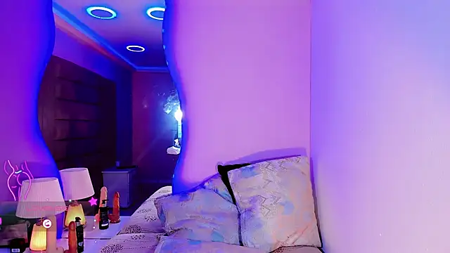 Shanelengel online show from November 12, 2025, 6:17 am