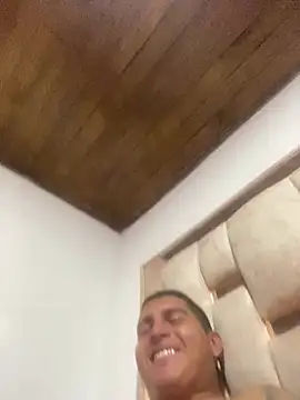 Snapshot of Little_aphrodite chatting on February 19, 2026, 9:56 pm Little aphrodite online show from February 19, 2026, 9:56 pm