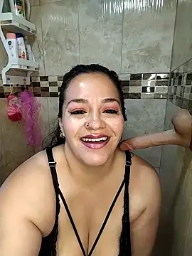 emily sweet13 online show from November 7, 2025, 4:11 pm