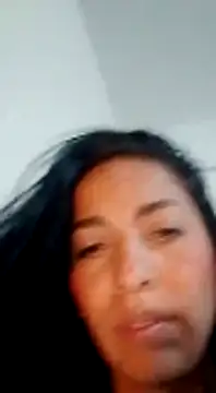 Snapshot of chloewildd_ chatting on February 9, 2025, 11:36 am chloewildd online show from February 9, 2025, 11:36 am