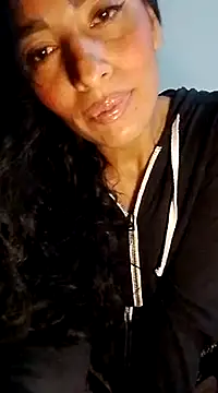 Snapshot of chloewildd_ chatting on February 16, 2025, 11:17 pm chloewildd online show from February 16, 2025, 11:17 pm