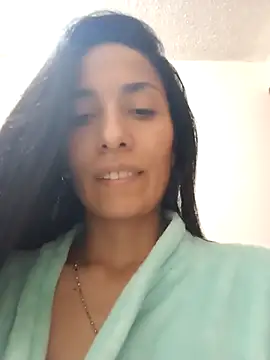Snapshot of chloewildd_ chatting on September 18, 2025, 3:15 pm chloewildd online show from September 18, 2025, 3:15 pm