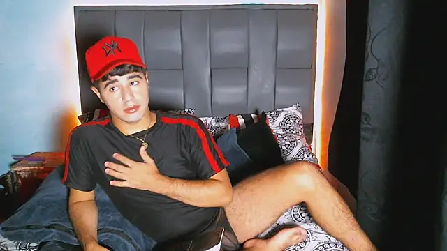 beautiful james online show from December 21, 2024, 3:14 am