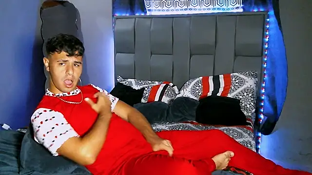 beautiful james online show from January 22, 2025, 12:06 am