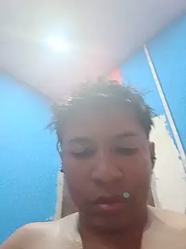 Tu papi 69  online show from May 29, 2026, 1:33 am