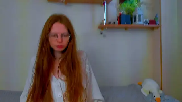 Fire Luna online show from February 16, 2026, 5:50 am