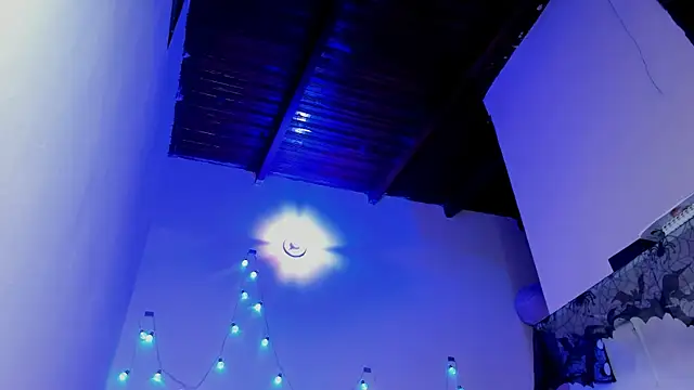 Snapshot of Kaaiiri chatting on March 10, 2025, 4:28 am Kaaiiri online show from March 10, 2025, 4:28 am