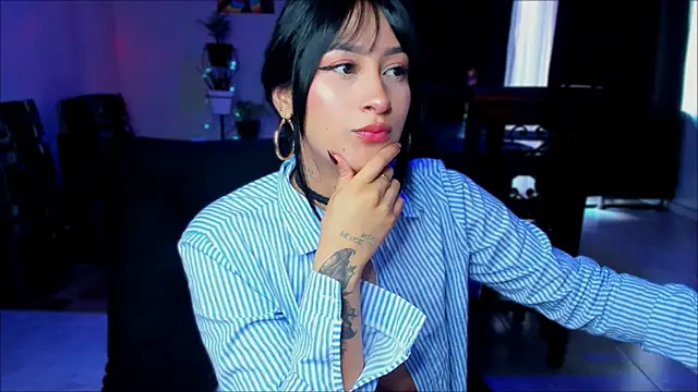 Snapshot of Kaaiiri chatting on February 18, 2025, 4:14 pm Kaaiiri online show from February 18, 2025, 4:14 pm