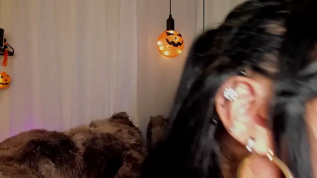 Snapshot of Kaaiiri chatting on October 6, 2025, 4:13 am Kaaiiri online show from October 6, 2025, 4:13 am