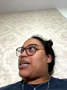 Snapshot of angela_angels_ chatting on September 15, 2025, 4:13 am angela angels online show from September 15, 2025, 4:13 am