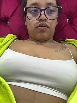 Snapshot of angela_angels_ chatting on January 17, 2025, 6:57 am angela angels online show from January 17, 2025, 6:57 am