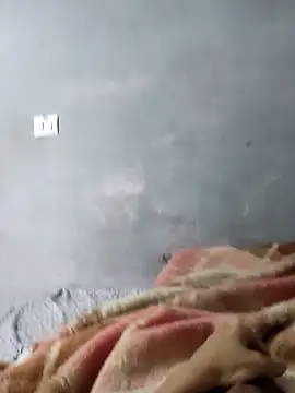 Juliano69xv online show from October 30, 2025, 1:20 pm