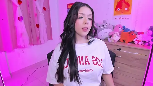 p3ach1 online show from September 22, 2025, 1:33 am